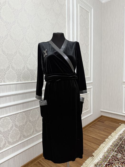 Платье королев велюр