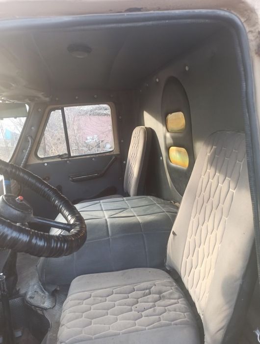 Продается ОАЗ бортовой на газе и бензине