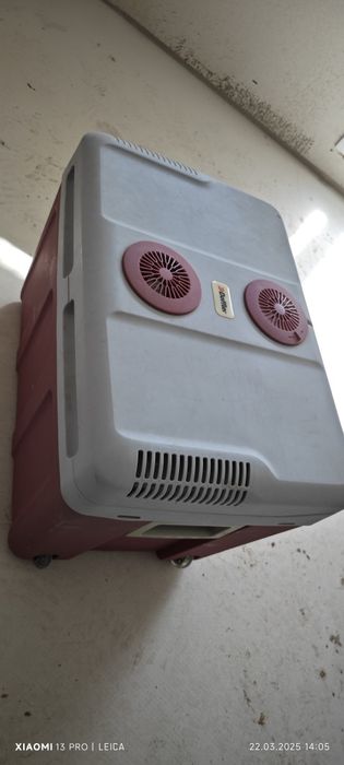 Автохолодильник 12/220вольт