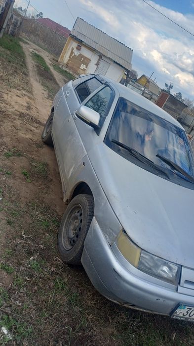 Продам ваз 2112.