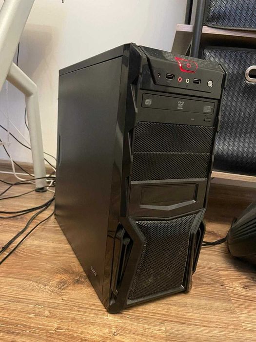 PC Gaming Lenovo – RX 580 8GB – i5 – Windows 10 Pro