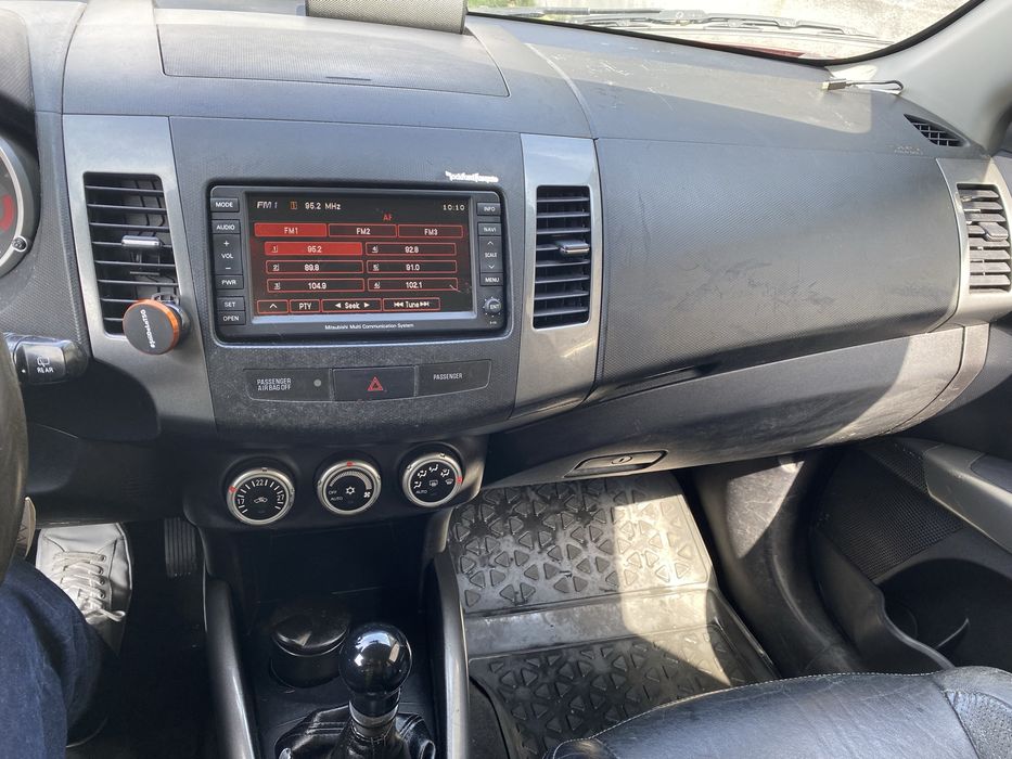 Mitsubishi outlander 2.2  diesel 2008