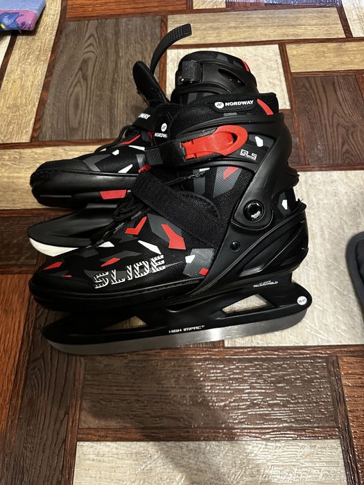 Коньки подростковые