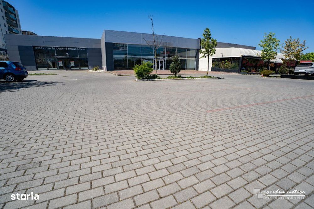 Spatiu comercial cu parcari