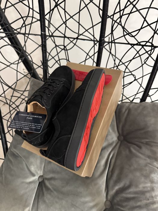 Christian Louboutin 39