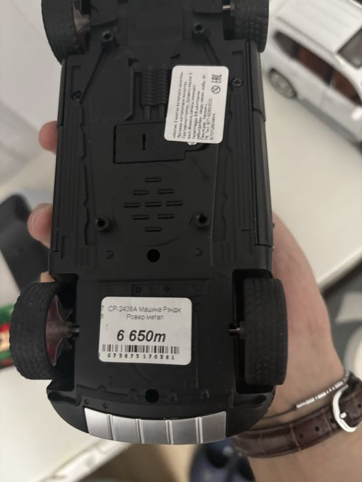 коллекция металлических машинок