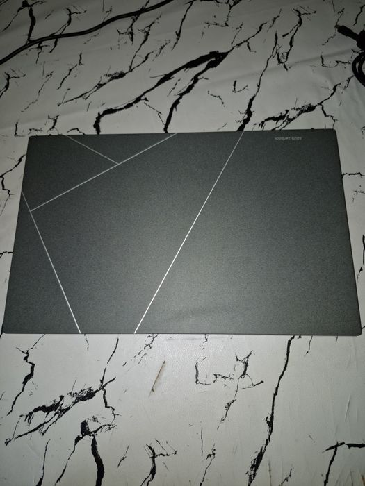 ASUS Zenbook 15 OLED