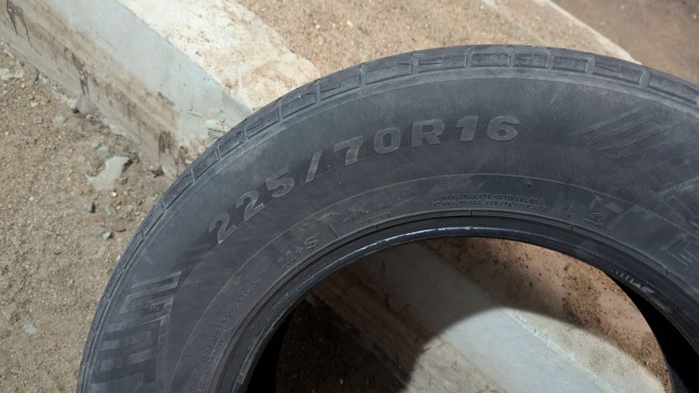 Продам шины R16 комплект