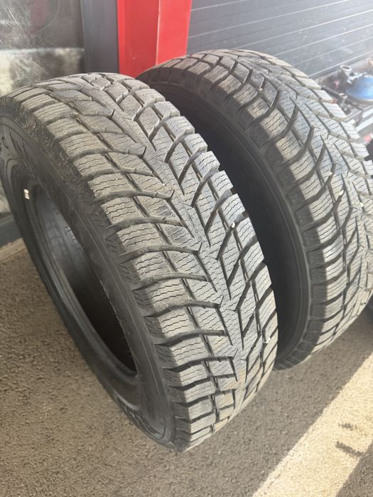 Гуми за Бус 205/75/16C Michelin Nokian