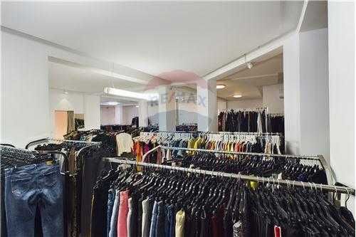 Продава се Магазин в Шумен, Център - 270 кв.м за 689 €/кв.м - Снимка #4