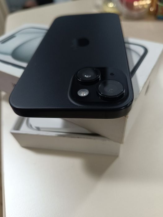 Продам iPhone 15