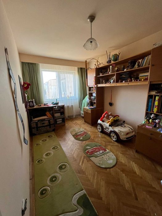 PF vând apartament în Gojdu - Școala Andrei Șaguna