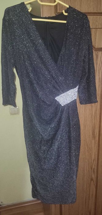 Vând rochie pentru ocazii