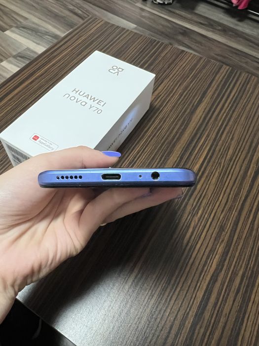 Huawei Nova Y70 utilizat