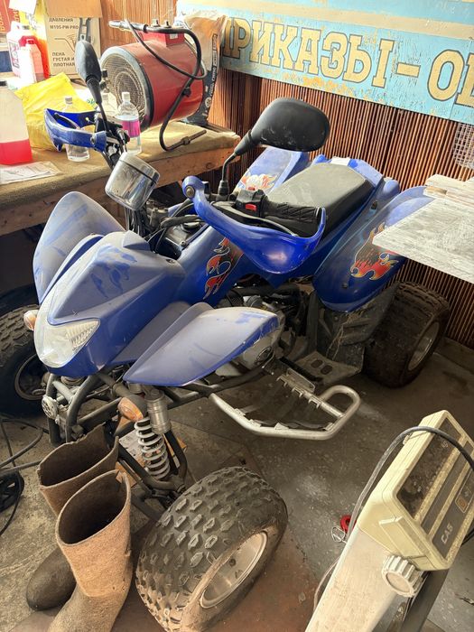 Продам квадрацикл 125 кубов