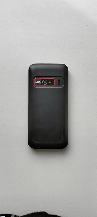 Кнопочный телефон