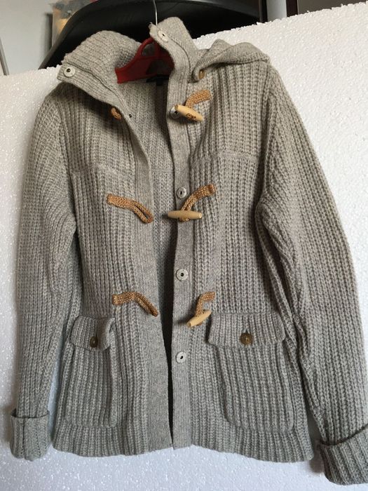 Вязанная кофта жерстянная.