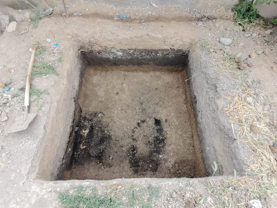 Капаем септик траншей котлованы под бассейны !!!