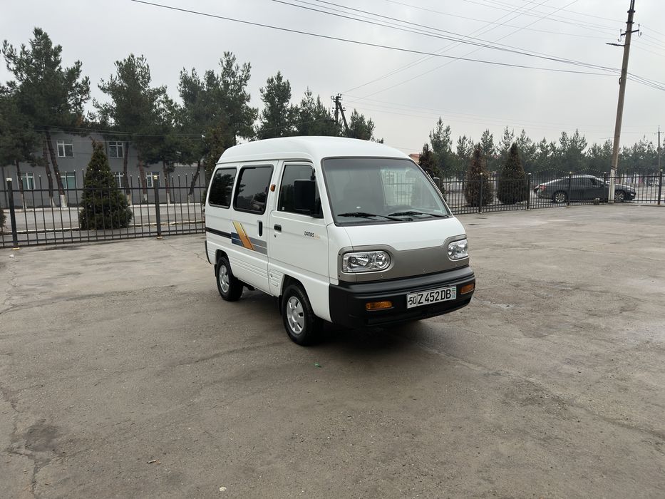 Гузал холатдаги дамас сотиб олинг