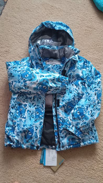 Продам куртку ,зимнюю