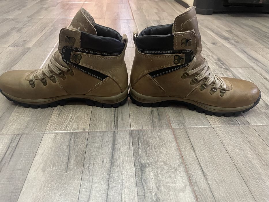 Мъжки боти от естествена кожа