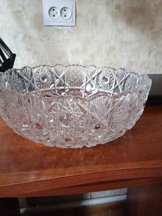 Ваза для фруктов хрустальная  диаметр 25см