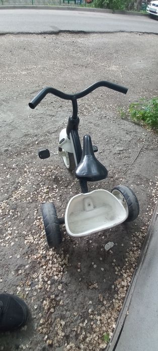 Трёхколёсный велосипед