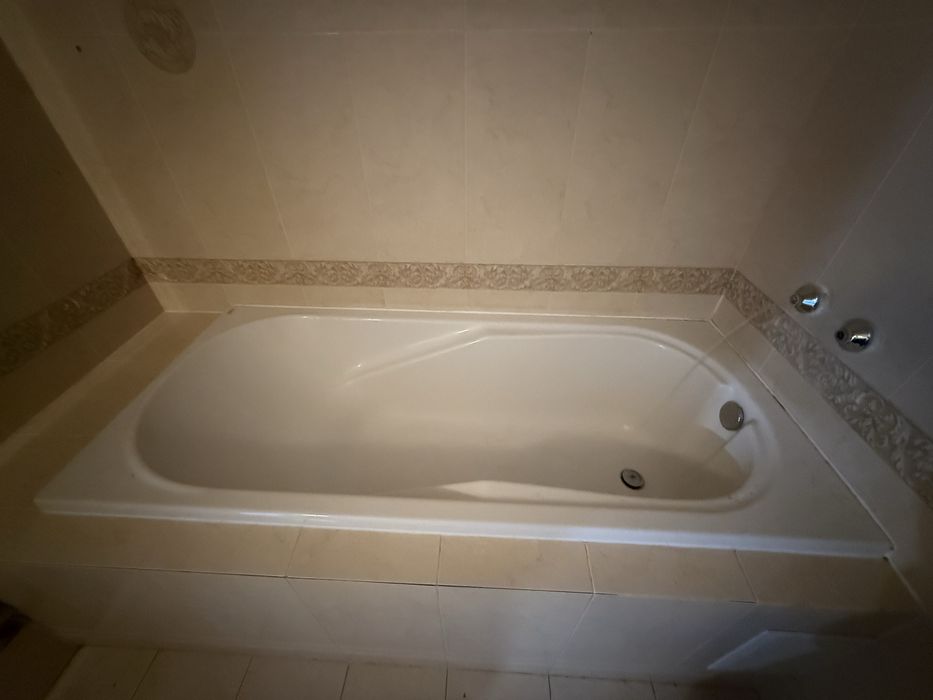 Ванна акриловая. Срочно!!!