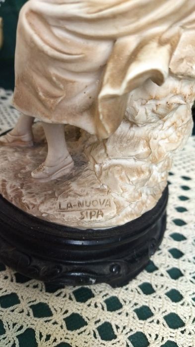 Каподимонте фигура