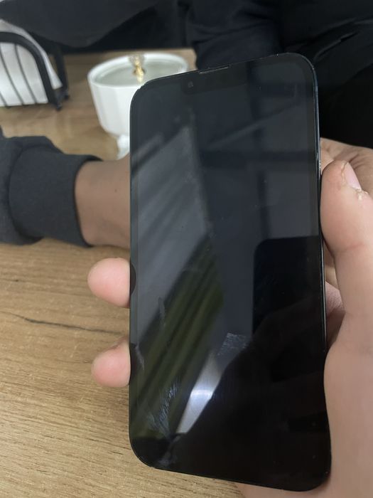 Айфон 13 продам в нормальном