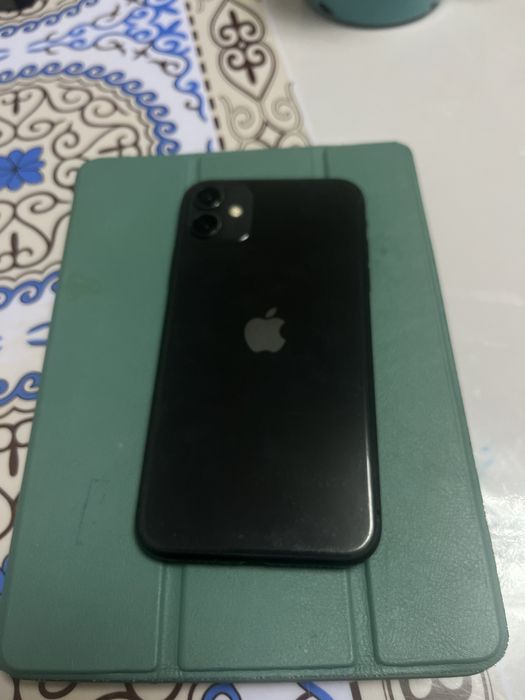 Продам, iphone 11 память 128 ГБ