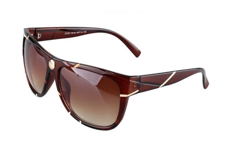 Два модела слънчеви очила