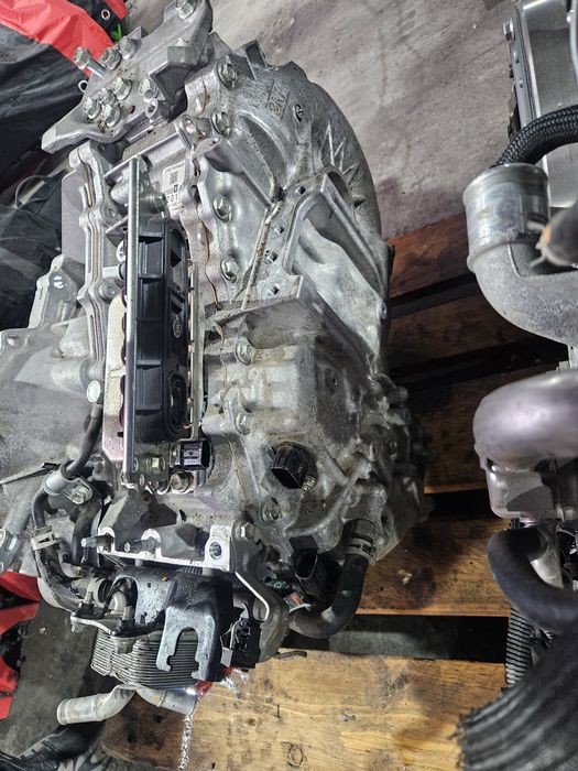 Скоростна кутия за Toyota Rav 4 2.5i хибрид 222к.с.