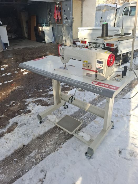 Shiveni mashinka sotiladi