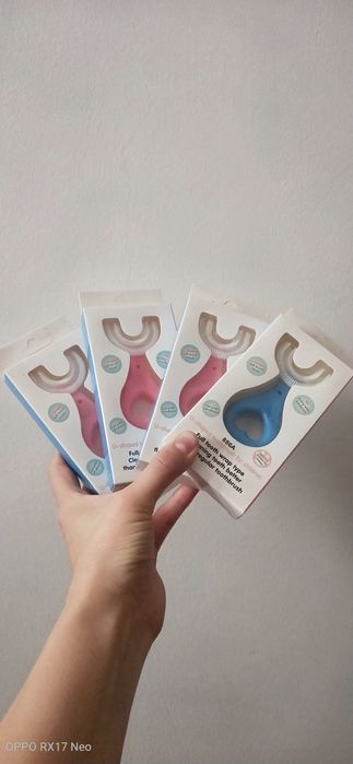 Продам щетки детские