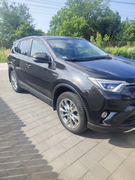 Vand Toyota RAV4 hybrid 4x4 full option, gama luxury, an 2016,jbl, 360