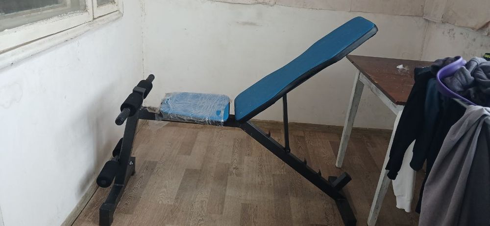 trenajyor skameyka va gantellar sotiladi sifatli baquvvat ganlet 12 kg