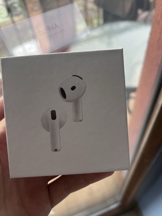 Airpods 4 Anc sigilate