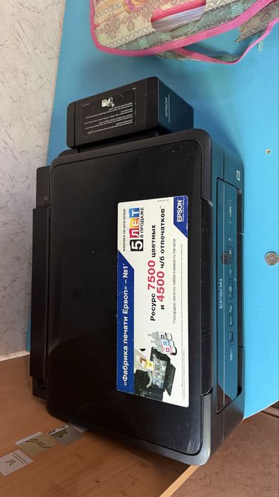 Цветной принтер Epson