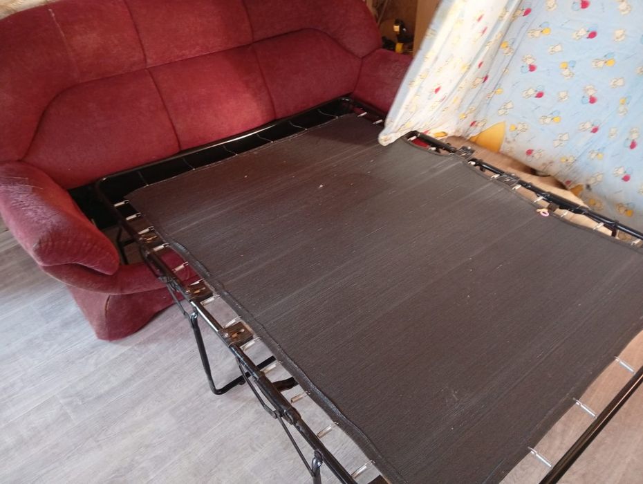 Отдам даром диван