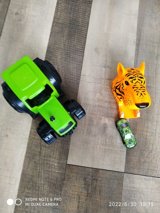 Гоночная машина игрушка катапульта *