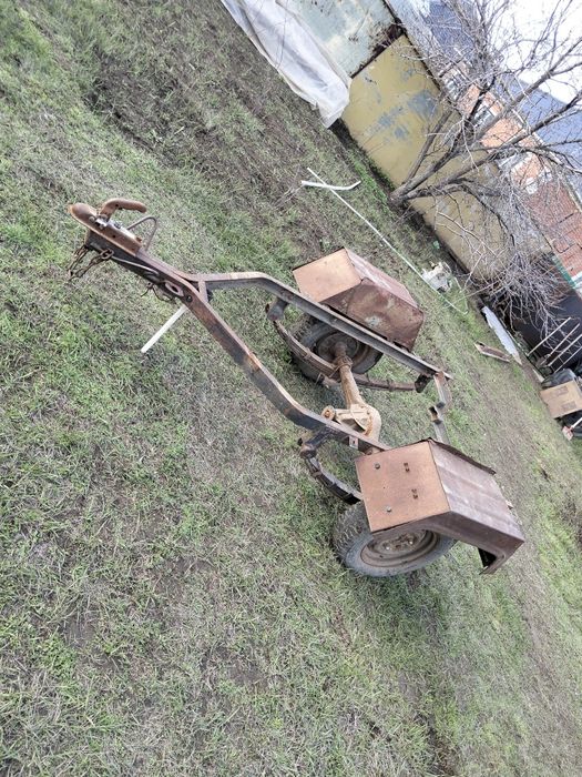 Продам прицеп заводской