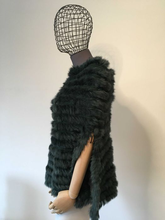 MARELLA пончо с косъм заек М