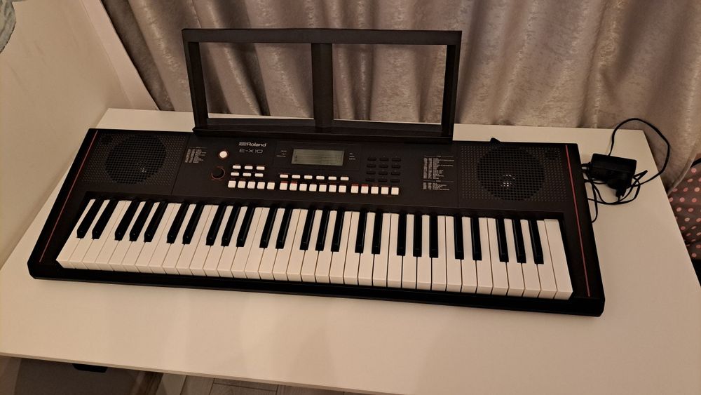 Синтезатор Roland E-X10