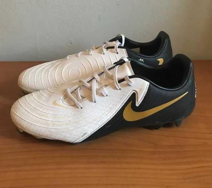 Детски футболни обувки NIKE Phantom GX 2 Academy MG, 40,5 номер