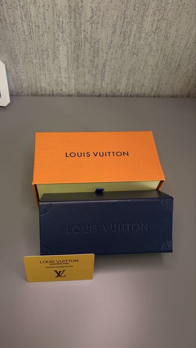 Louis Vuitton Waimea – пълен комплект + карта