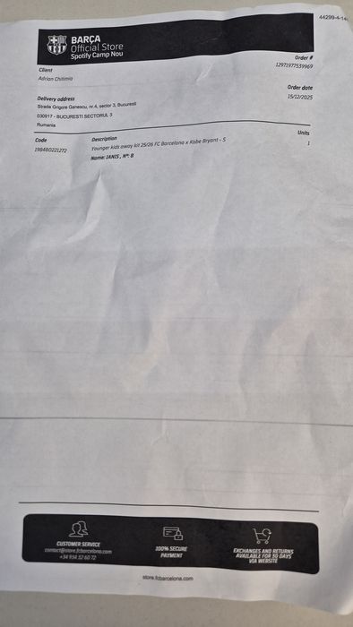 Vând echipament  Fc Barcelona