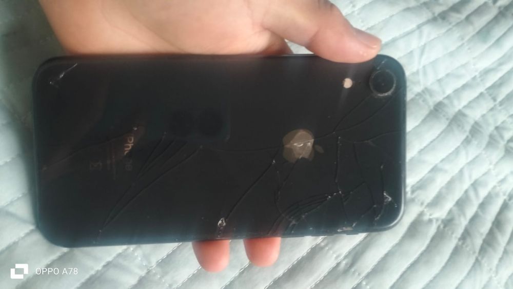 Iphone XR без гарантии