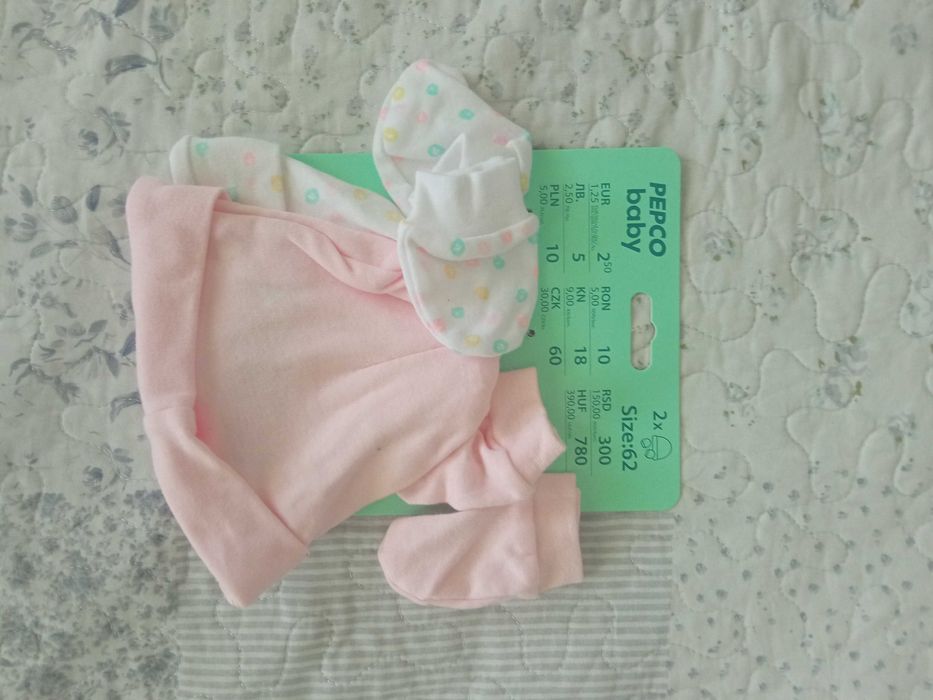 Нови бебешки дрешки-2