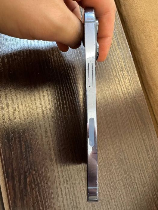 iPhone 13pro sotiladi 128 talik